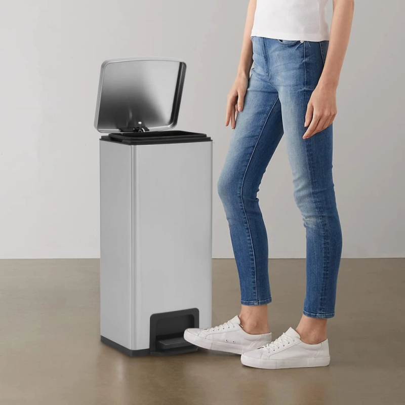 vidaXL atkritumu tvertne ar pedāli, 30 L, sudraba nerūsējošais tērauds