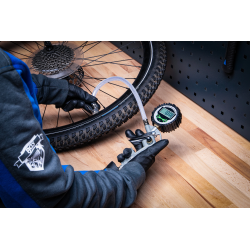 6794 Gaisa pistole digitāla 0-8 bar