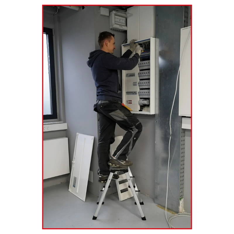 Kāpnes ar platformu, 3 pakāpieni, 600 mm, KS Tools