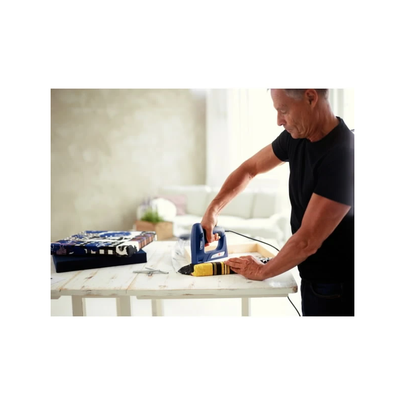 ESN530 220-240-21 Elektriskais skavotājs un naglotājs n 53, Rapid