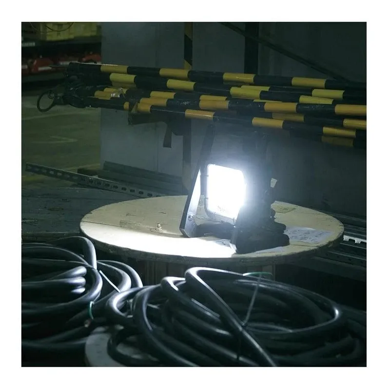 Bezvadu prožektors Makita DEADML805, 14.4 - 18 V