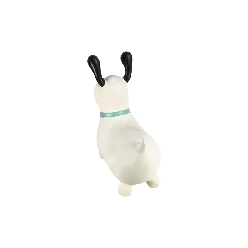 bo. Jumping animal - White dog