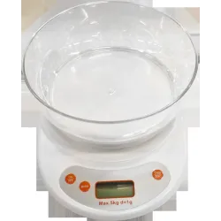 Svari virtuves digitālie ar trauku 5kg balti
