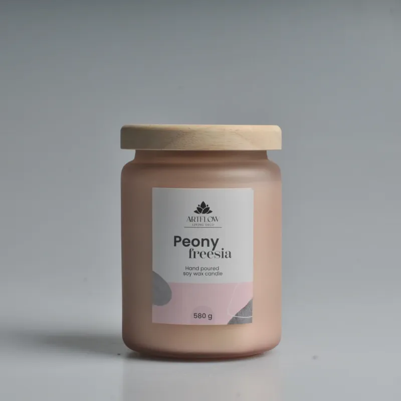 Aromātiskā svece PEONY FREESIA 580gr, +-- 60h