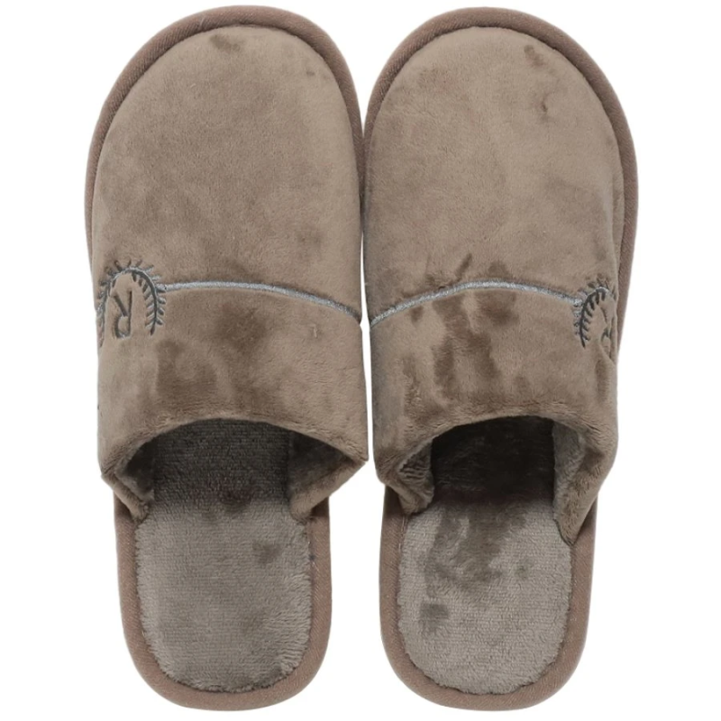 Čības istabas vīriešu 46-47 izmērs krēmkrāsas