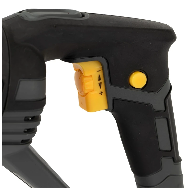 Zobenzāģis grunder 900w