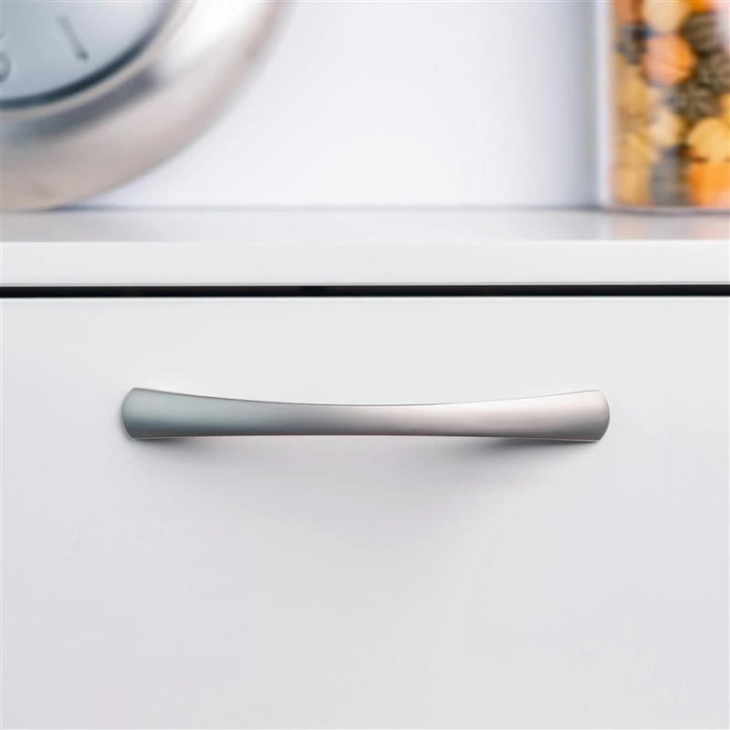 Mēb.rokturis 128 mm 7-589a.33 m.hr.