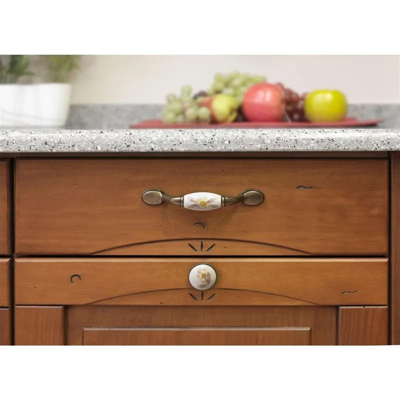 Rankenėlė Domoletti 814.44, žalvario sp.