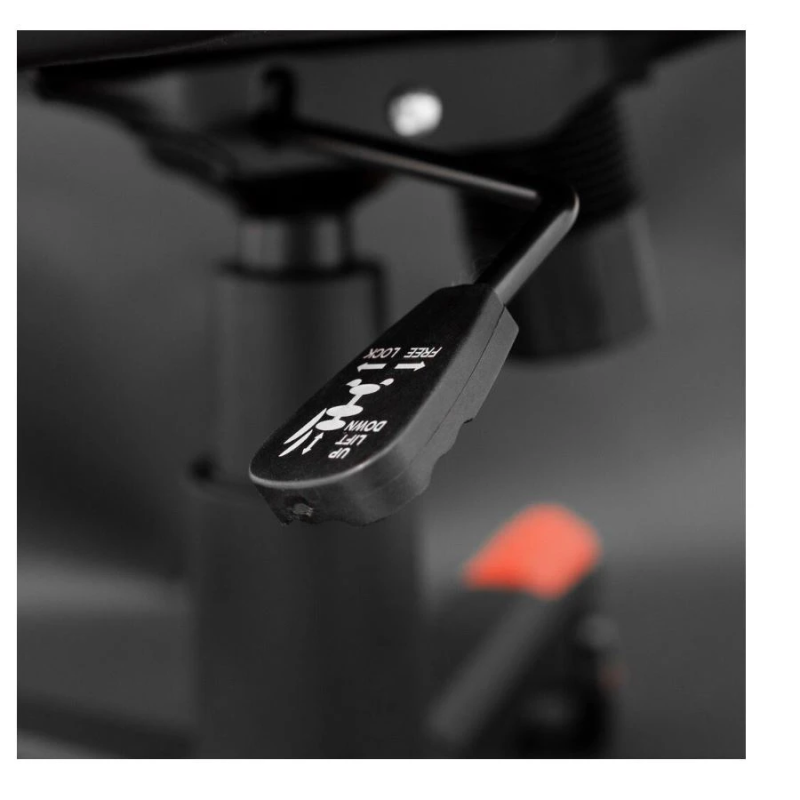 White Shark Gaming Chair Red Dervish K-8879 black-red