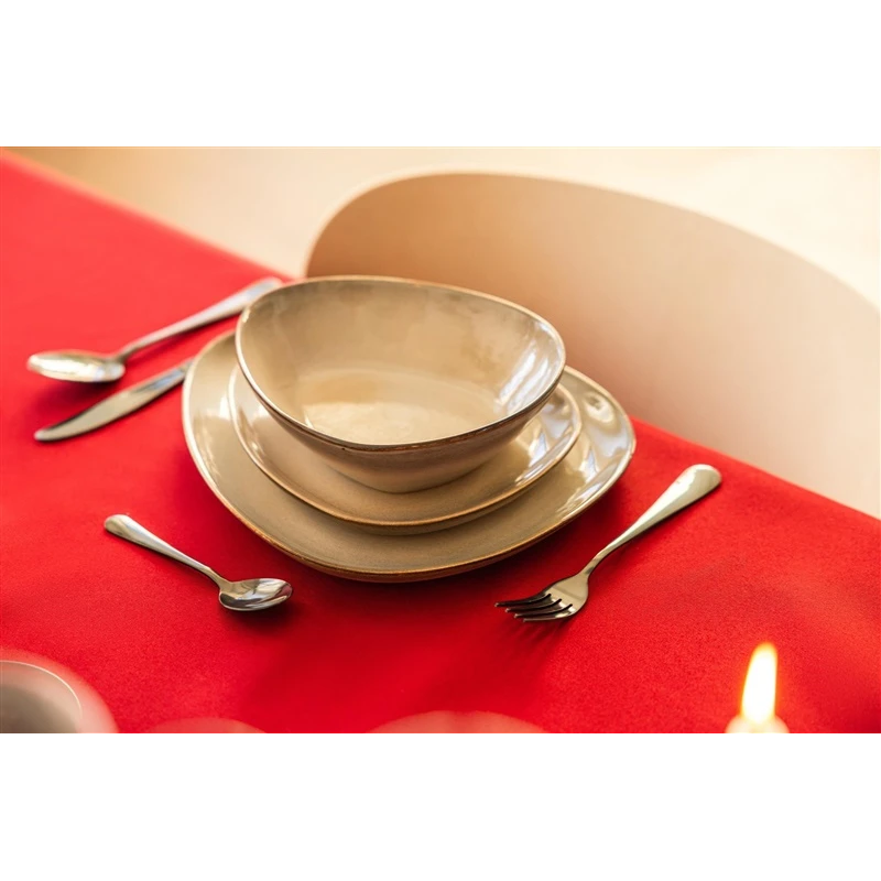 Šķīvis des. domoletti triangle 21cm