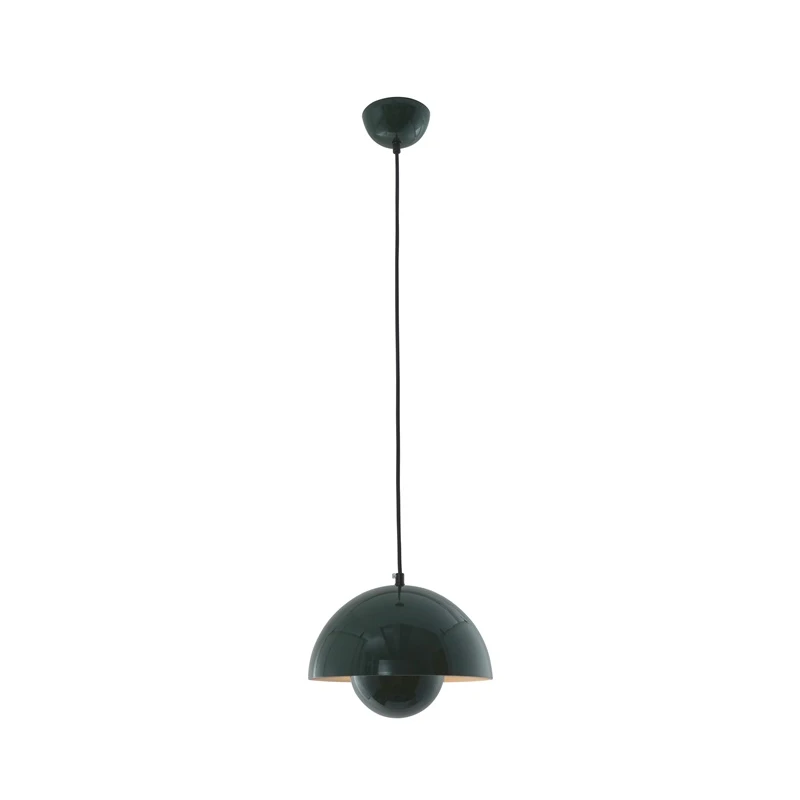 Lampa piekar. van d23 e27 melna