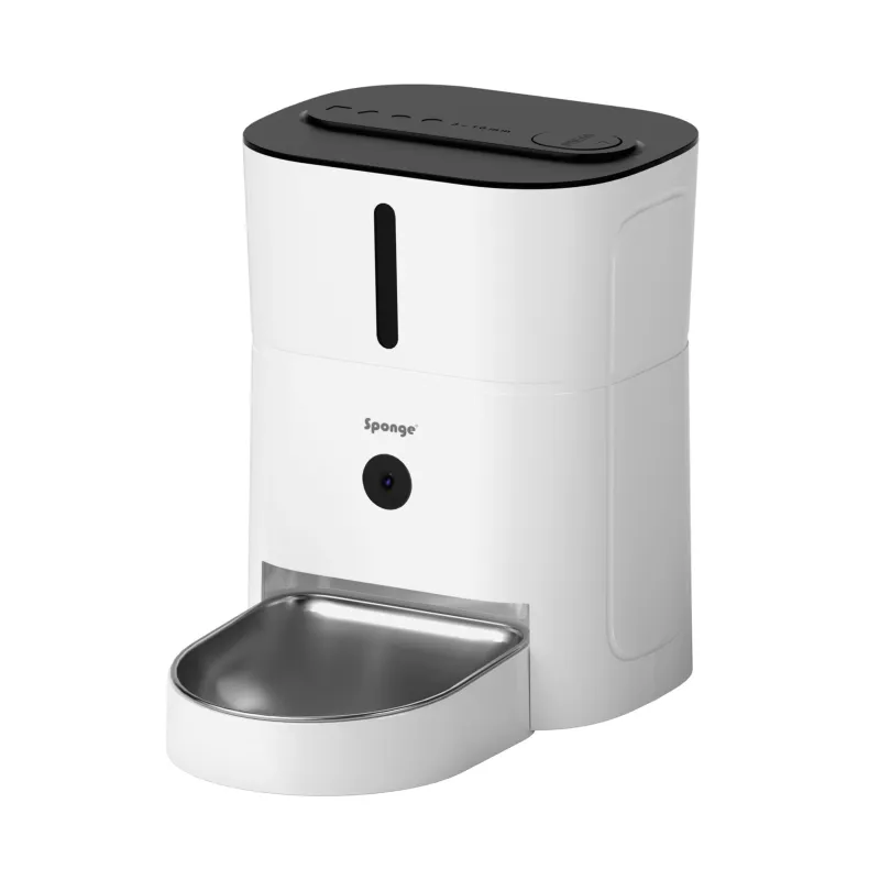 Pet feeder smart camera