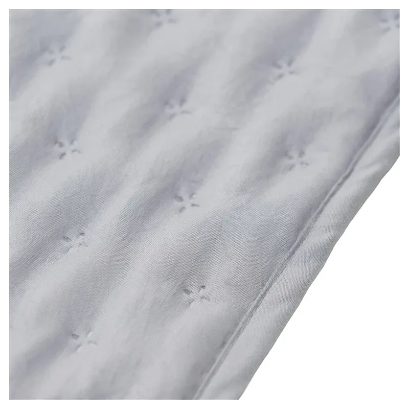 Lovatiesė Domoletti Washed. šviesiai pilka. 220 cm x 220 cm
