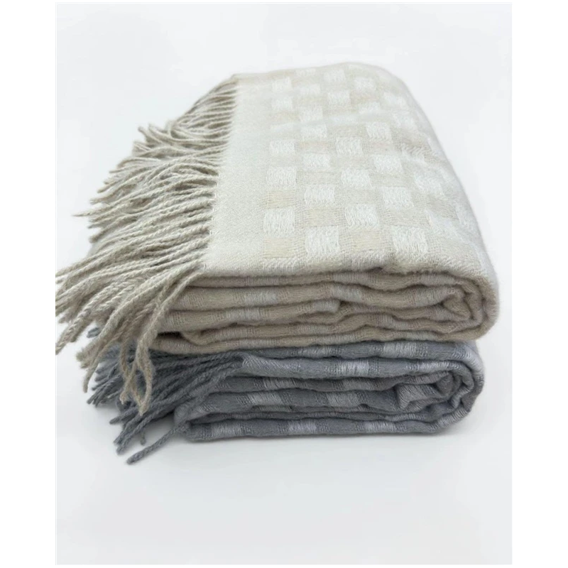 Pleds checkers 130x160cm smilškrāsas