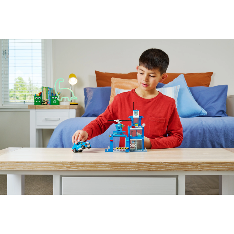 MAX CITY Klucīši Policijas stacija, 889 gab.