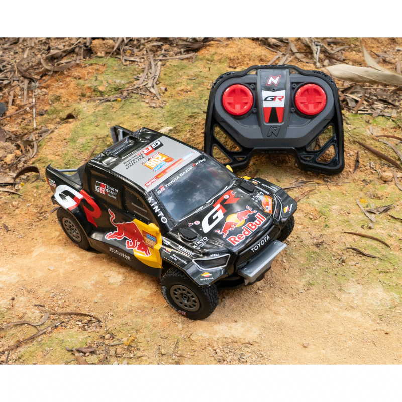 NIKKO Raadioteel juhitav Toyota GR Dakar 206 Lucas Moraes, skaala 1:18
