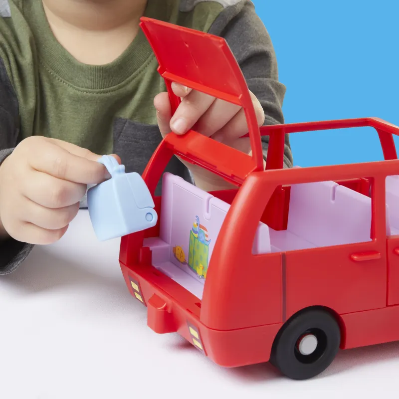 PEPPA PIG Didelis šeimos automobilis