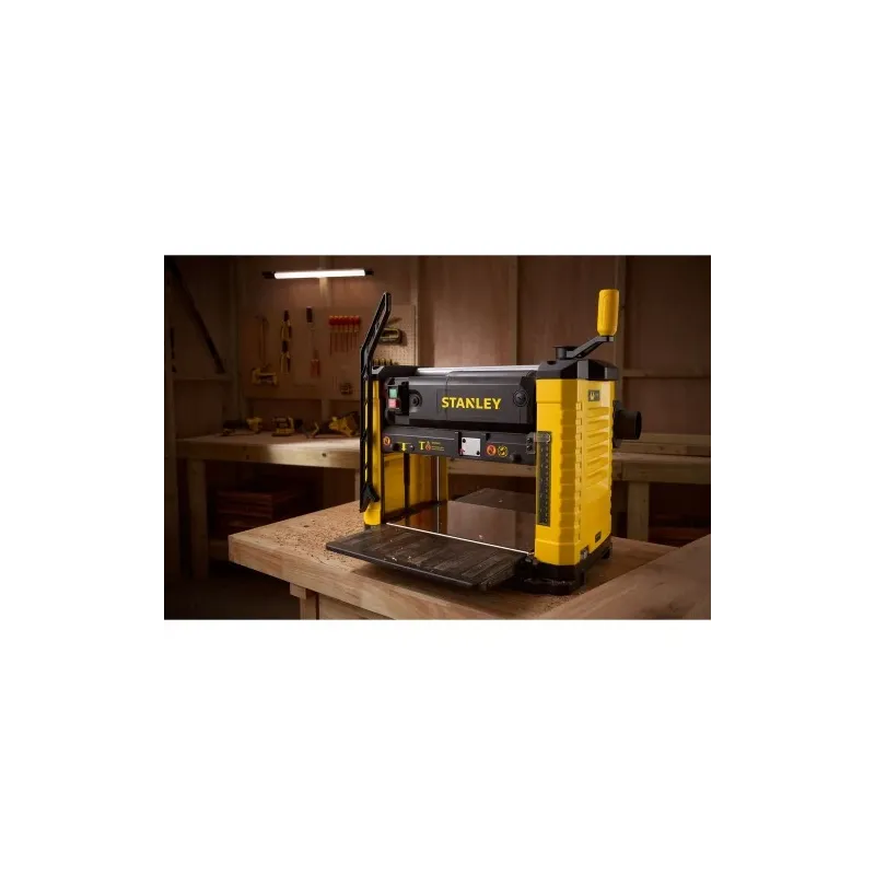 Darbgalds Stanley STP18-QS, 1800 W