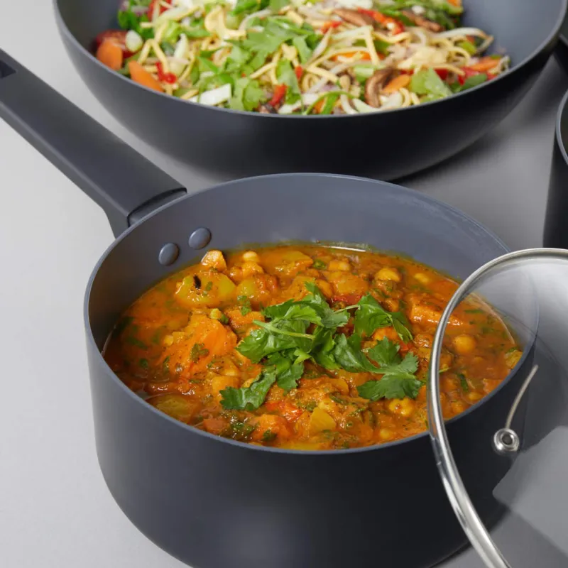 Russell Hobbs RH028401EU7 Shield Saucepan 18cm