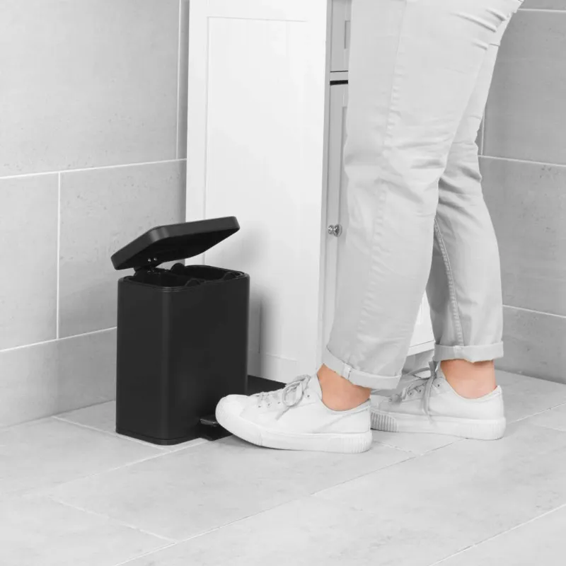 Beldray LA035235BLKFEU7 5-Litre Dual Compartment Bin – Black