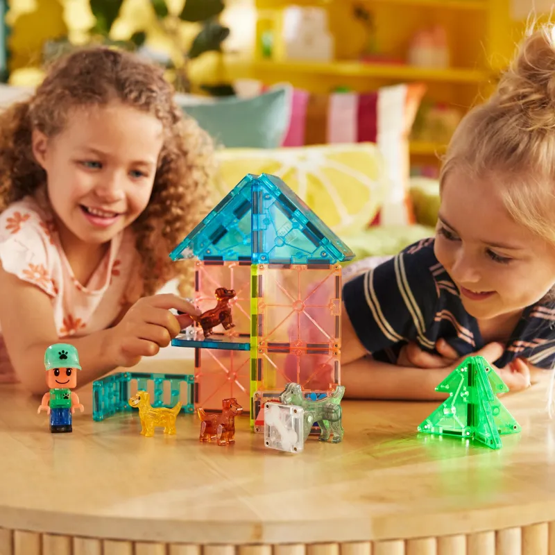 MAGNA-TILES Magnētiskais konstruktors Kucēnu parks, 27 gab.