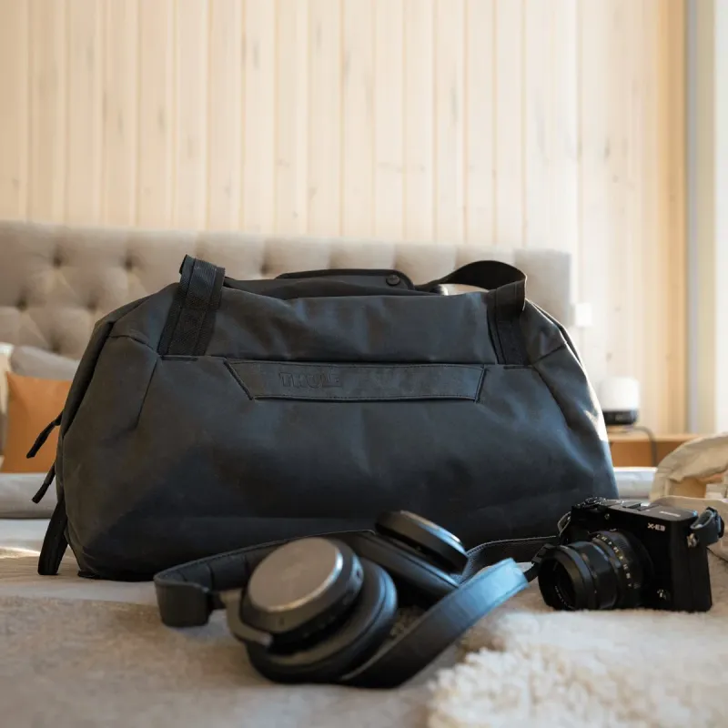 Thule - TAWD-135 Aion - Duffel Bag 35L - Bag - Black - Shoulder strap