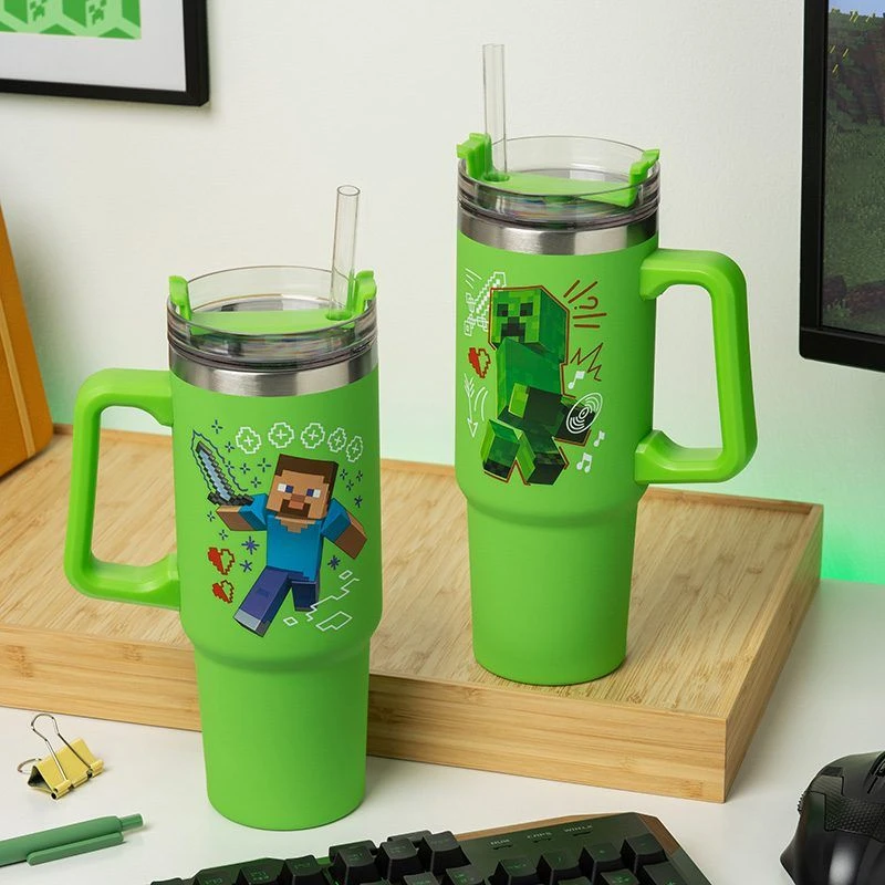 Paladone Minecraft Green 900ml Insulated Cup and Straw