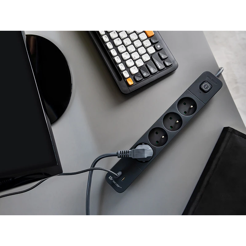 Tracer 47026 Power Line+ 1.5m ,4 outlets +1x USB A+ 1x Type C, PD18W,