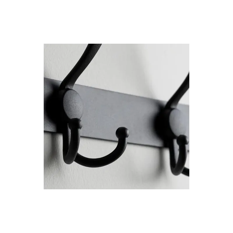Sienas drēbju pakaramais Domax, melna