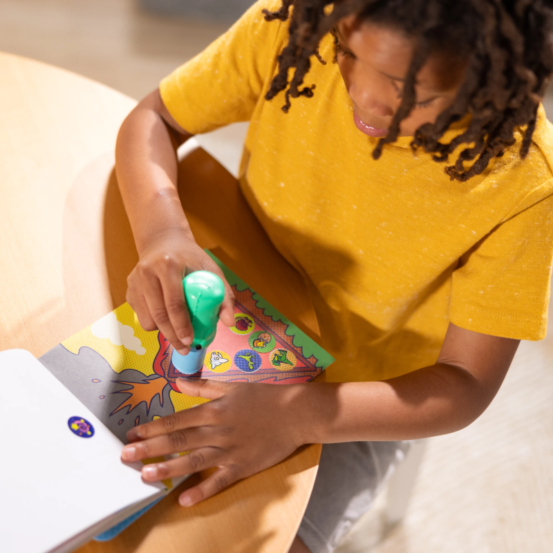 MELISSA & DOUG Sticker WOW! Aktivitāšu komplekts - Dinozaurs