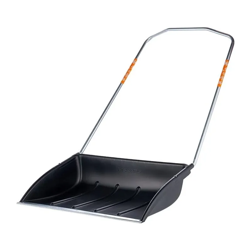 Скрепер для уборки снега Fiskars 143021, 149.5 см x 72 см, пластик