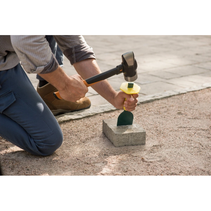 Fiskars IsoCore Small Sledgehammer 3 lb, 28 cm