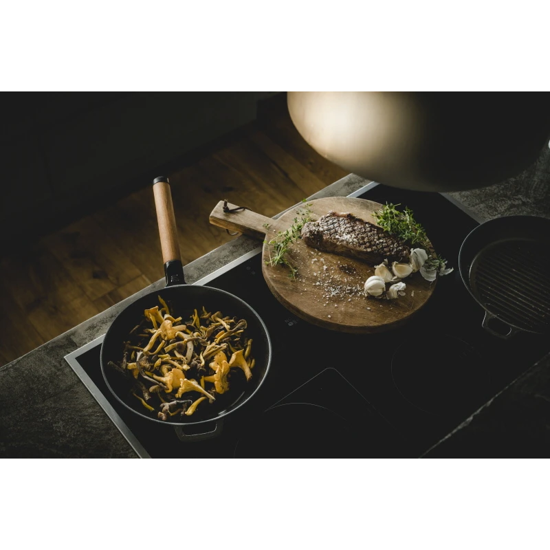 Fiskars Norden čuguna panna 28 cm