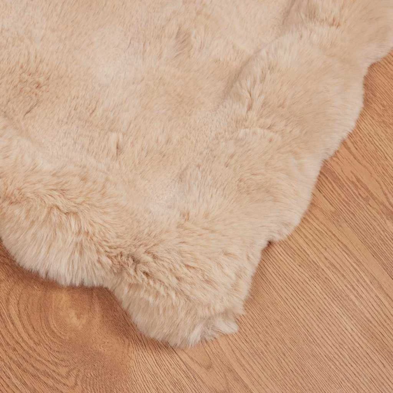 vidaXL Mākslīgā truša kažokādas sega 4 pcs Bēša 220 x 240 cm