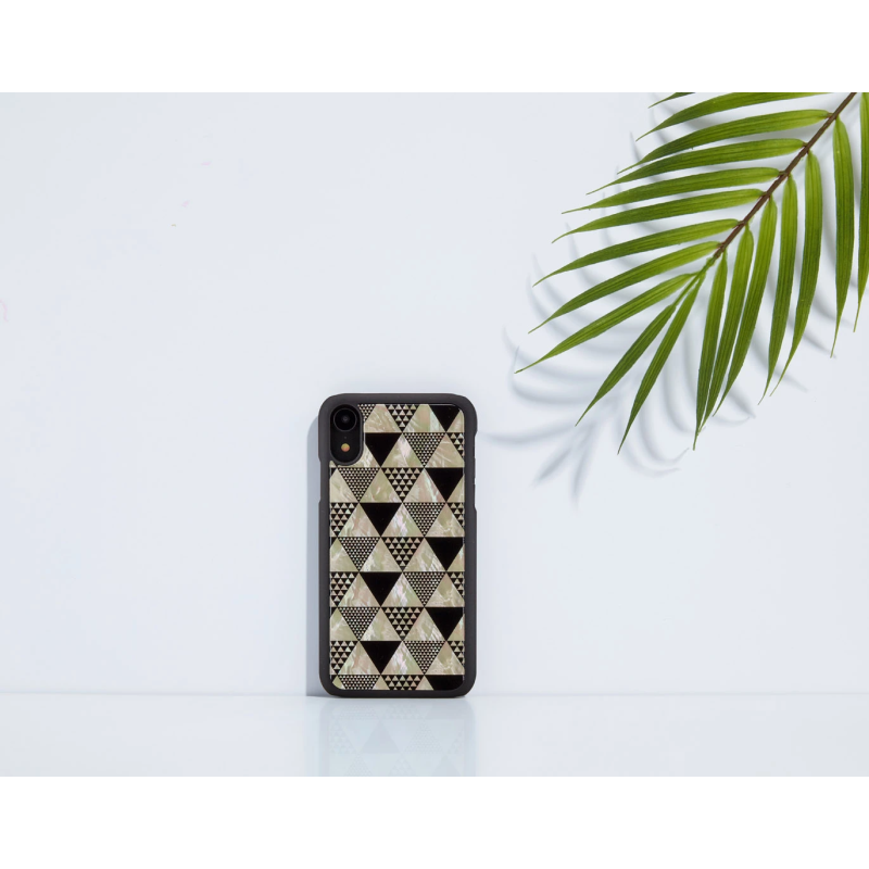 iKins SmartPhone case iPhone XR pyramid black