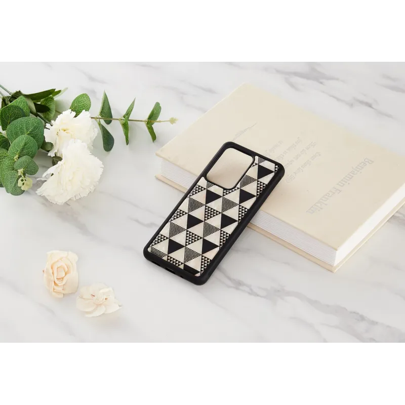 iKins case for Samsung Galaxy S20 Ultra pyramid black