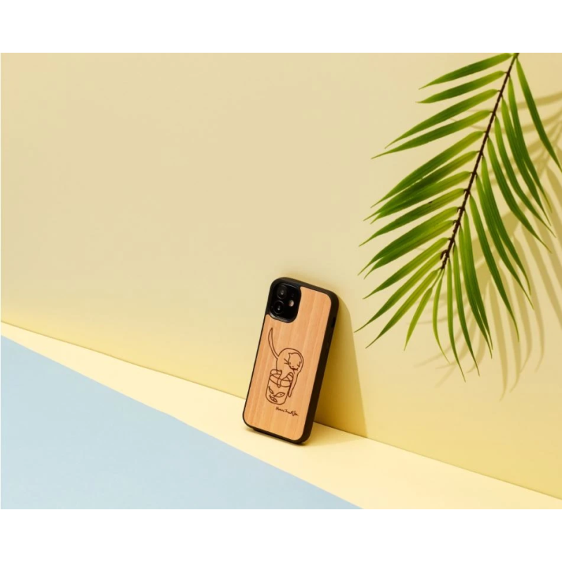 MAN&WOOD case for iPhone 12 mini cat with red fish