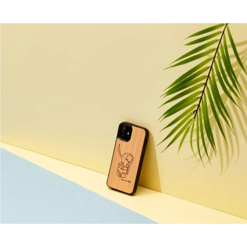 MAN&WOOD case for iPhone 12 mini cat with red fish