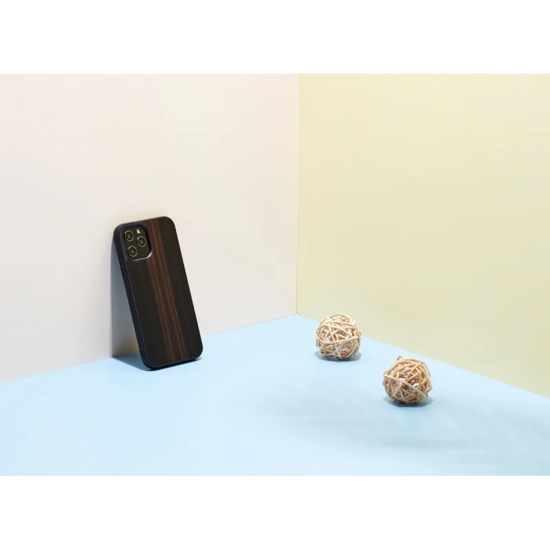 MAN&WOOD case for iPhone 12-12 Pro ebony black