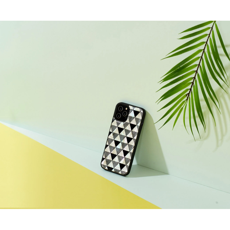 iKins case for Apple iPhone 12-12 Pro pyramid black
