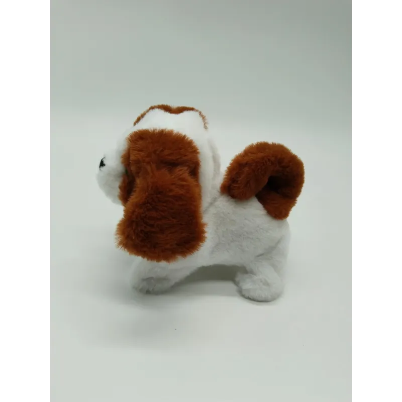 PUGS AT PLAY Staigājošs suns, Leo