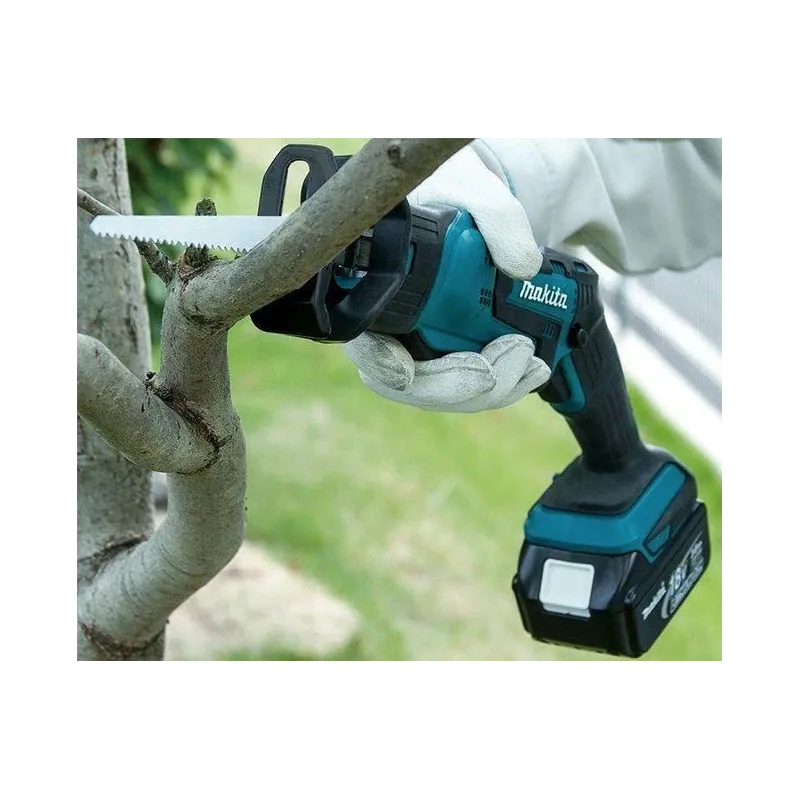 Taisns zāģis Makita DJR183Z, 18 V