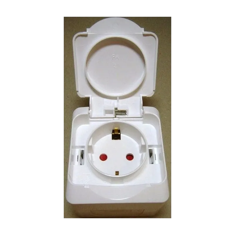 Kontaktligzda Schneider Electric Cedar Plus WDE000541, Iezemēta rozete, IP44, balta