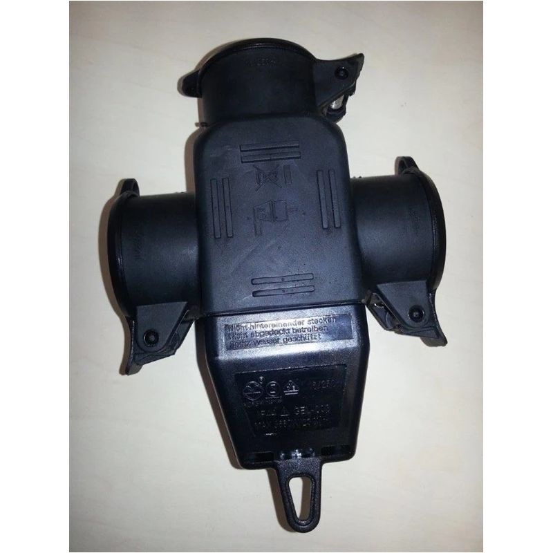 Ligzda n un l 3 vietu gumijas ip44 10195