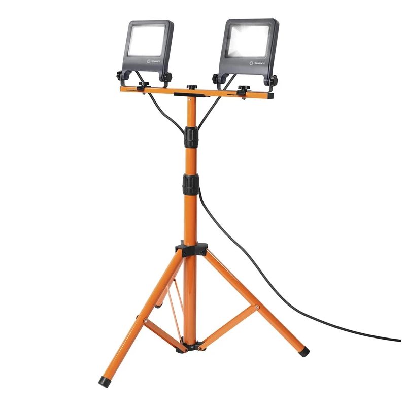 Prožektors uz statīva 2x30w 5400lm ip65