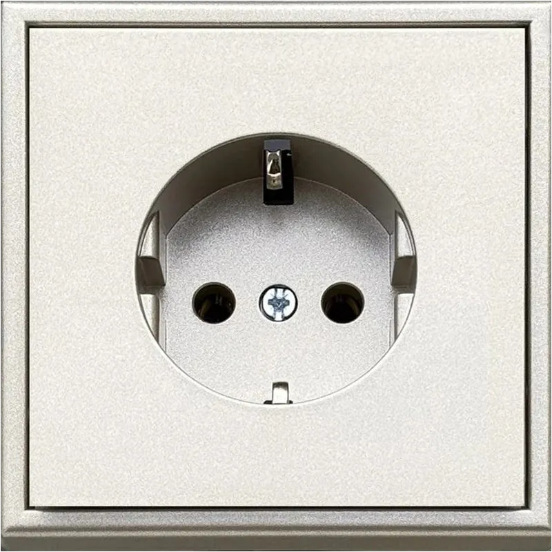 Kontaktligzda Liregus Modern IKL16-204-01.M-CH, Iezemēta rozete, šampanieša