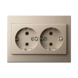 Двойная розетка Liregus Epsilon IKL16-405 E-CH, c заземлением, шампань