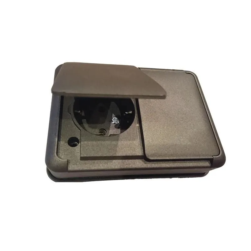 Dubultā kontaktligzda Liregus Hermi IKL16-006 J, Iezemēta rozete, IP44, melna