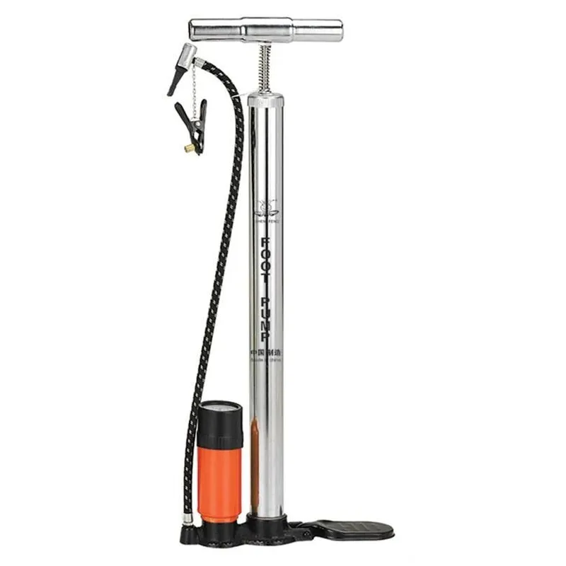 Hand pump with monometer