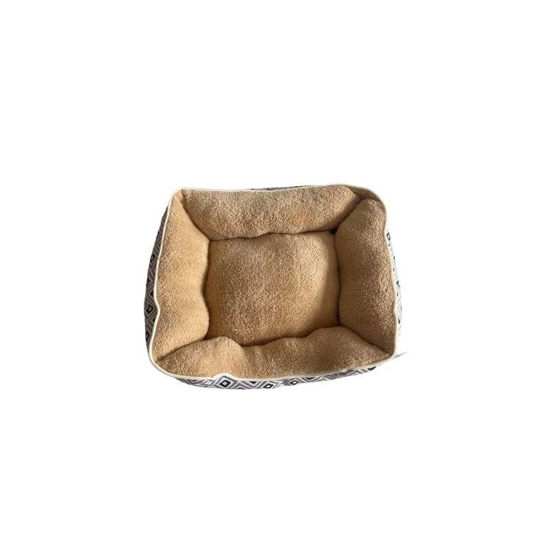 Guļvieta mājdzīvniekiem Höppy. daudzkrāsaina. 55 cm x 40 cm